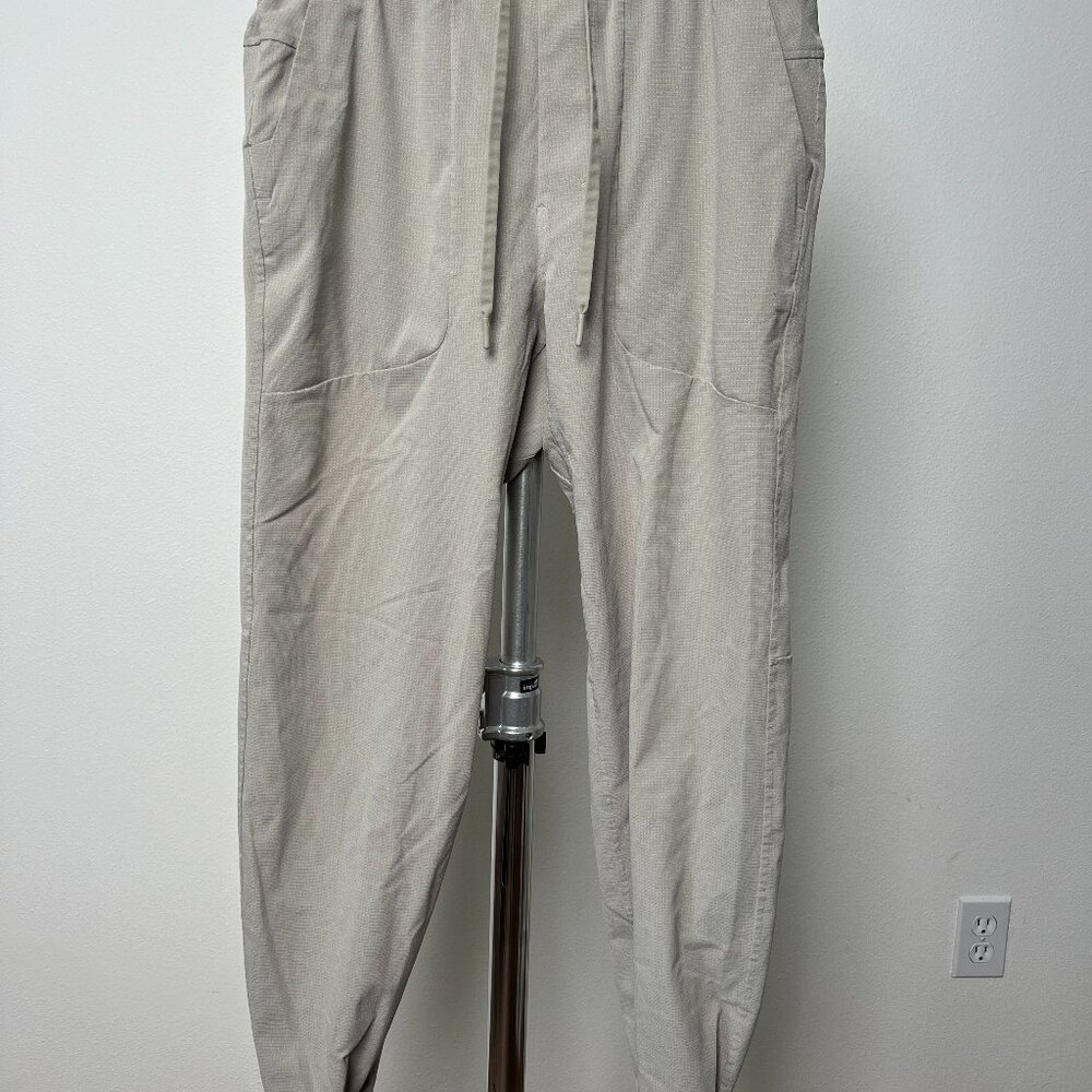 Men's Lululemon Jogger - Medium - tan